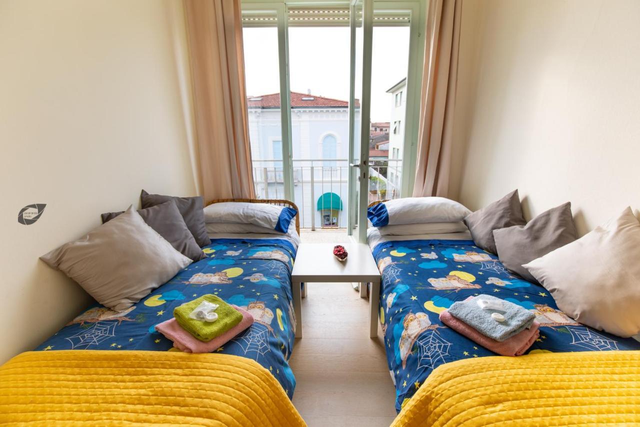 Apartamento Foscolo Viareggio Exterior foto